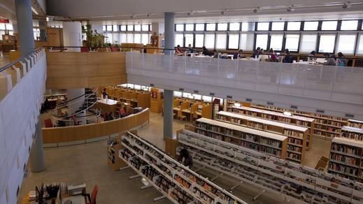 Una biblioteca pública de Madrid