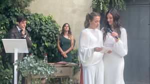 Twitter censura la foto de una boda LGTBI entre 2 mujeres