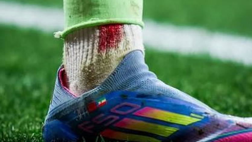 Bota Lamine Yamal, futbolista español