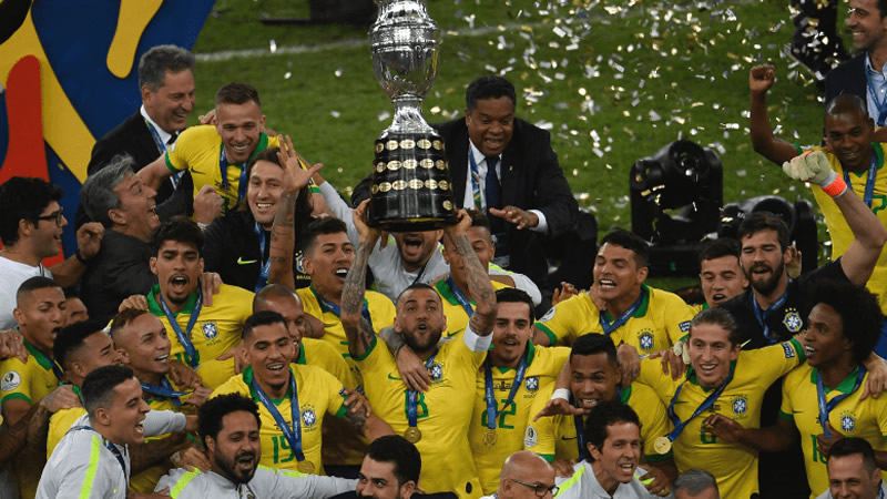 Brasil evita un 'maracanazo' y se lleva su novena Copa América a costa de una guerrera Perú (3-1)