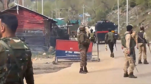 El ejército indio se despliega en la zona del ataque