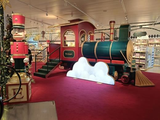 El Corte Inglés inicia su campaña navideña de juguetes con tiendas experienciales y novedades