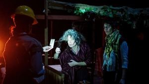 Crítica de la obra de teatro 'Carcoma': la incesante lucha de clases