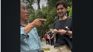 El vídeo viral de unos turistas españoles en China: "Sois las mejores personas del mundo"