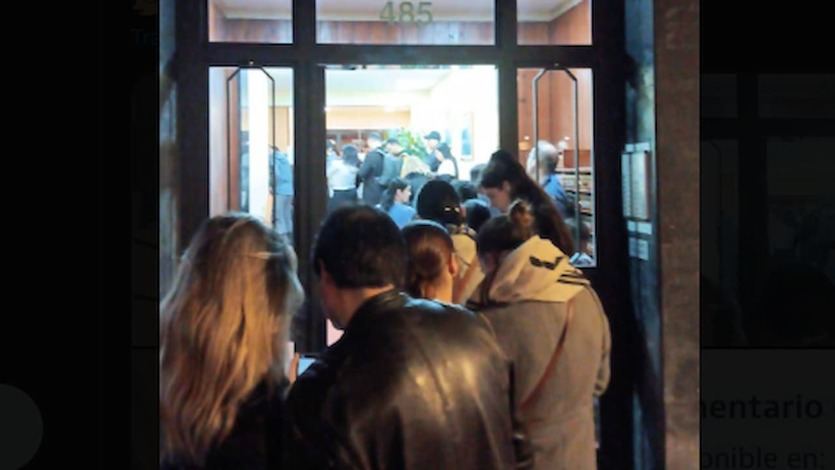 Colas para ver un piso de alquiler en Barcelona