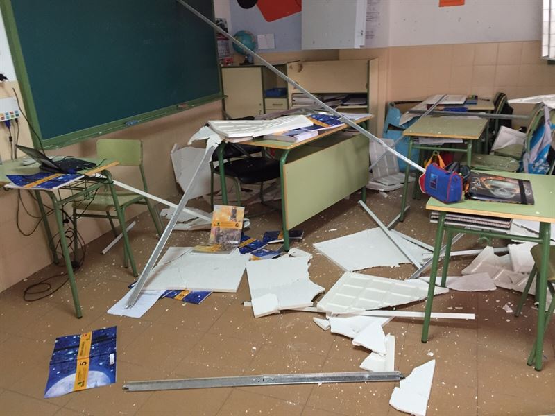 Se reanudan las clases en El Casar de Escalona tras derrumbarse el techo del colegio