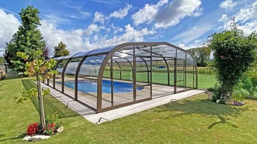 Razones para instalar una cubierta de piscina y que sea la ideal