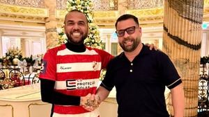 Dani Alves compra un equipo de fútbol en Portugal
