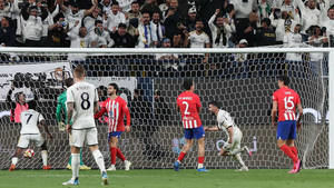 Un derbi Real Madrid-Atlético para el recuerdo: 5-3, golazos, cantadas, anécdotas y otras historias