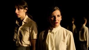 Crítica de la obra de teatro 'Duermen bajo las aguas'