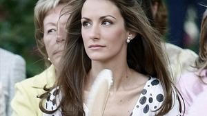 Especulan sobre el matrimonio 'fake' de Telma Ortiz y Del Burgo y el papel de la reina Letizia