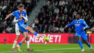 El Madrid de Xabi Alonso se vuelve a atascar y apenas logra empatar en Elche (2-2)