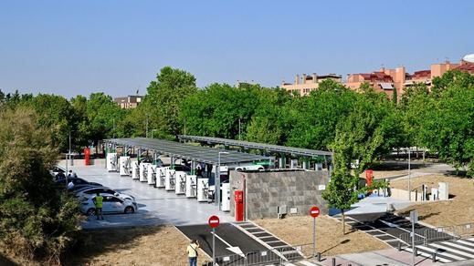 La electrolinera de Leganés, que permite la carga eléctrica de 47 plazas de aparcamiento
