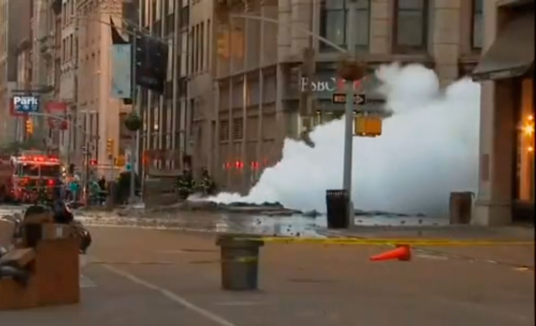Espectacular explosión en pleno centro de Nueva York