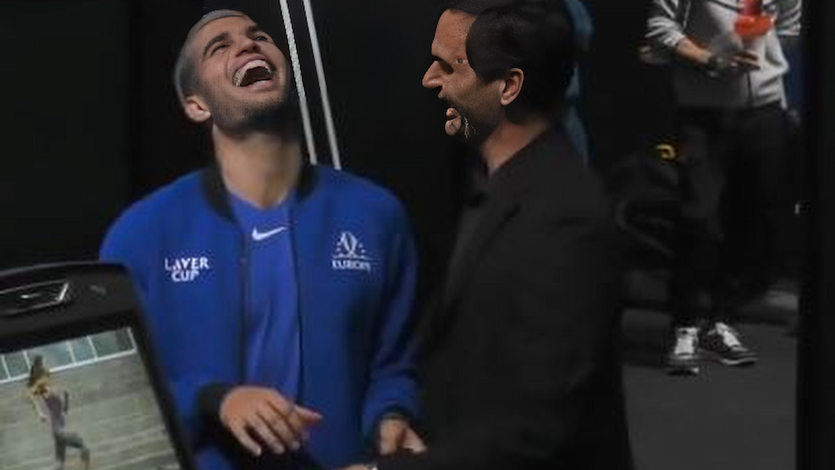 Roger Federer, ex tenista profesional y Carlos Alcaraz, número 1 del mundo