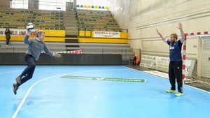 Los mejores memes de Feijóo jugando al balonmano