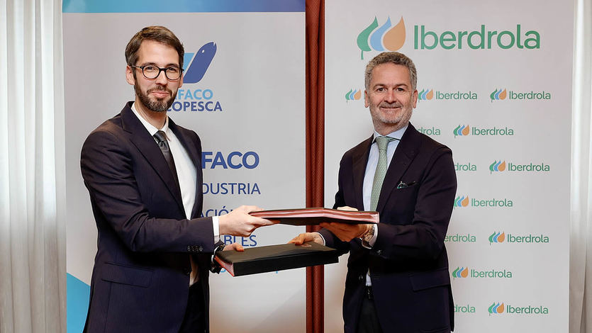 Alfonso Calderón, Director Comercial de Iberdrola Clientes España, y Roberto Alonso, Secretario General de ANFACO-CECOPESCA