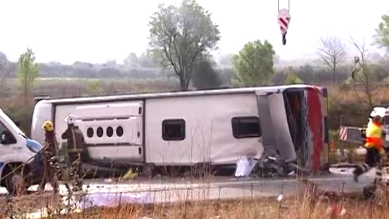 El conductor del autobús accidentado en Tarragona pudo quedarse dormido al volante