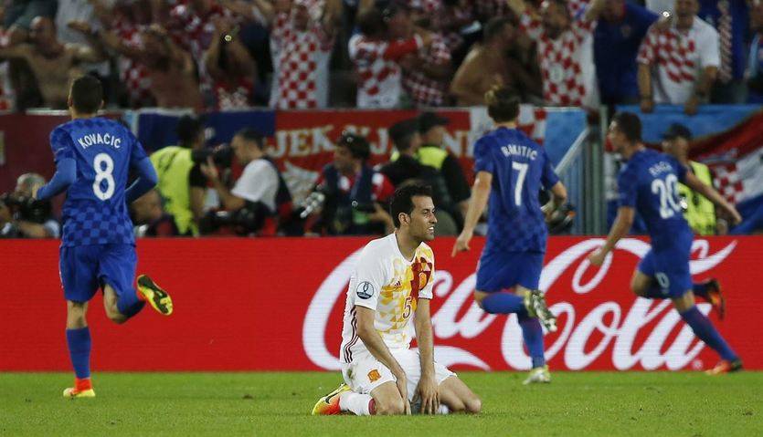 Eurocopa: Croacia apuntilla a una Roja vulgar y la manda por el lado difícil del cuadro (2-1)