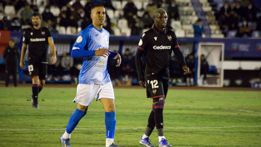 Momento del encuentro de 2021 entre el Huracán Melilla y el Levante