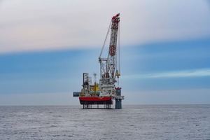 Iberdrola inicia la construcción de su mayor parque eólico marino en el mundo