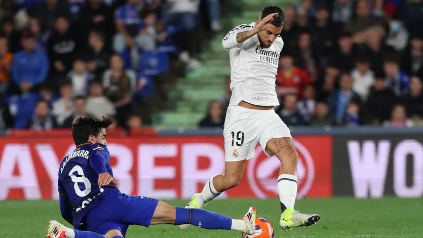 Dani Ceballos, ante el Getafe