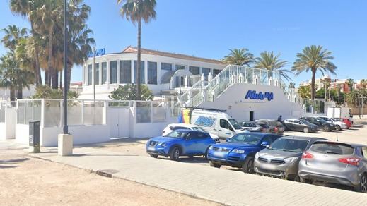 Exteriores de la discoteca Akuarela en la playa de la Malvarrosa de Valencia