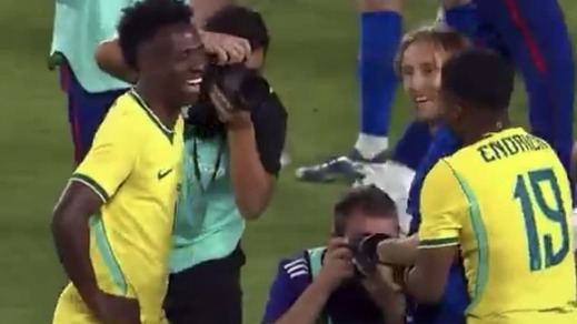 Vinicius y Endrick, con Modric