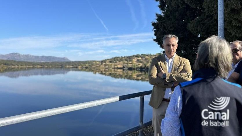Visita de las autoridades a los embalses