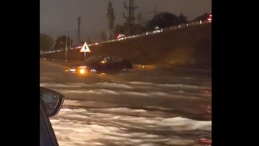 Carreteras inundadas en Madrid