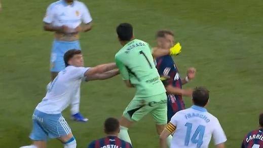 El puñetazo de Andrada a Pulido