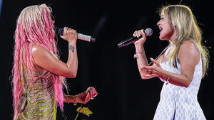 Amaia Montero reaparece por sorpresa en los escenarios durante el concierto de Karol G