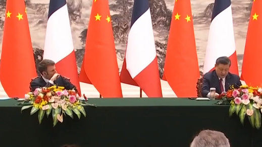El presidente francés, Emmanuel Macron, de visita en Pekín, dijo el jueves a su homólogo chino, Xi Jinping
