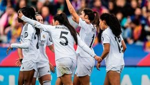 El Real Madrid femenino hace historia al ganar por primera vez al FC Barcelona (1-3)