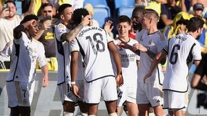 Un Madrid aplatanado gana como y cuando quiere remontando al Las Palmas (1-2)