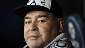 Maradona, operado con éxito de un coágulo de la cabeza