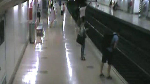 Un policía fuera de servicio rescata a un hombre en las vías del Metro de Madrid