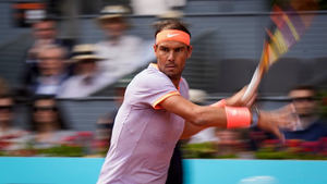 Nadal gana su primer partido a 3 sets desde su vuelta y se mete en octavos en Madrid