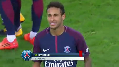 Neymar la vuelve a liar en Francia: expulsión y pelea