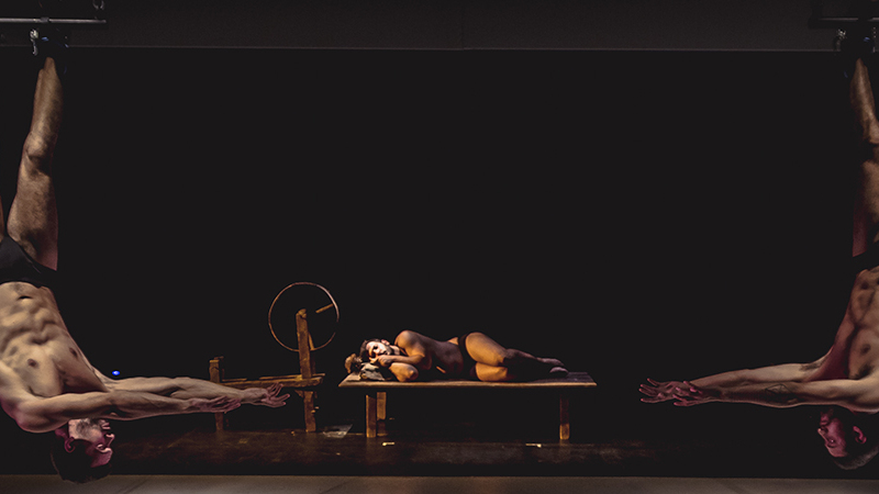 Crítica de la obra de teatro 'Noche oscura': la mística se adueña de las tablas