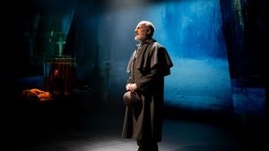 Crítica de la obra de teatro 'Noche': hambre, fe y represión