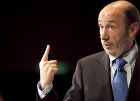 Rubalcaba, al PP sobre Camps: "Si creéis que fue un ciudadano ejemplar, podéis volver a hacerle presidente"