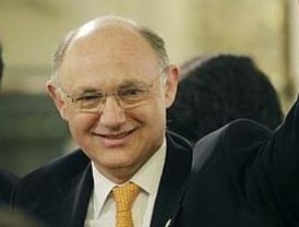 Los empresarios de la región califican la subida del IVA como 'una salvajada' y amenazan con medidas de presión en el fu