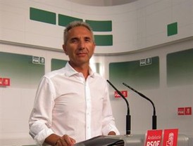 Seis semanas de prisión por tirar espuma de afeitar a Murdoch