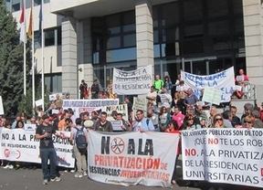 Protestas contra la privatización de las residencias universitarias