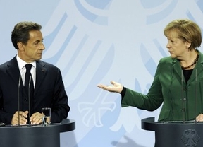 Merkel y Sarkozy escenifican las dos velocidades a la hora de salir al rescate