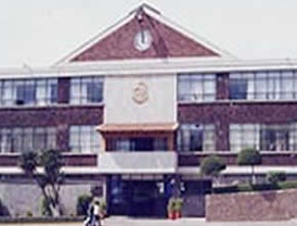 Ni cayéndose pueden con 'Supercontador': el español continúa como líder en la París-Niza