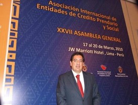 Sodi con vecinos de las Lomas y con comerciantes ambulantes