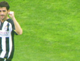 Miley Cyrus, ni corta ni perezosa, reconoce que ¡odia su música!