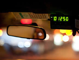 Prevé el GDF un leve aumento en la tarifa de taxis, para el mes de enero
